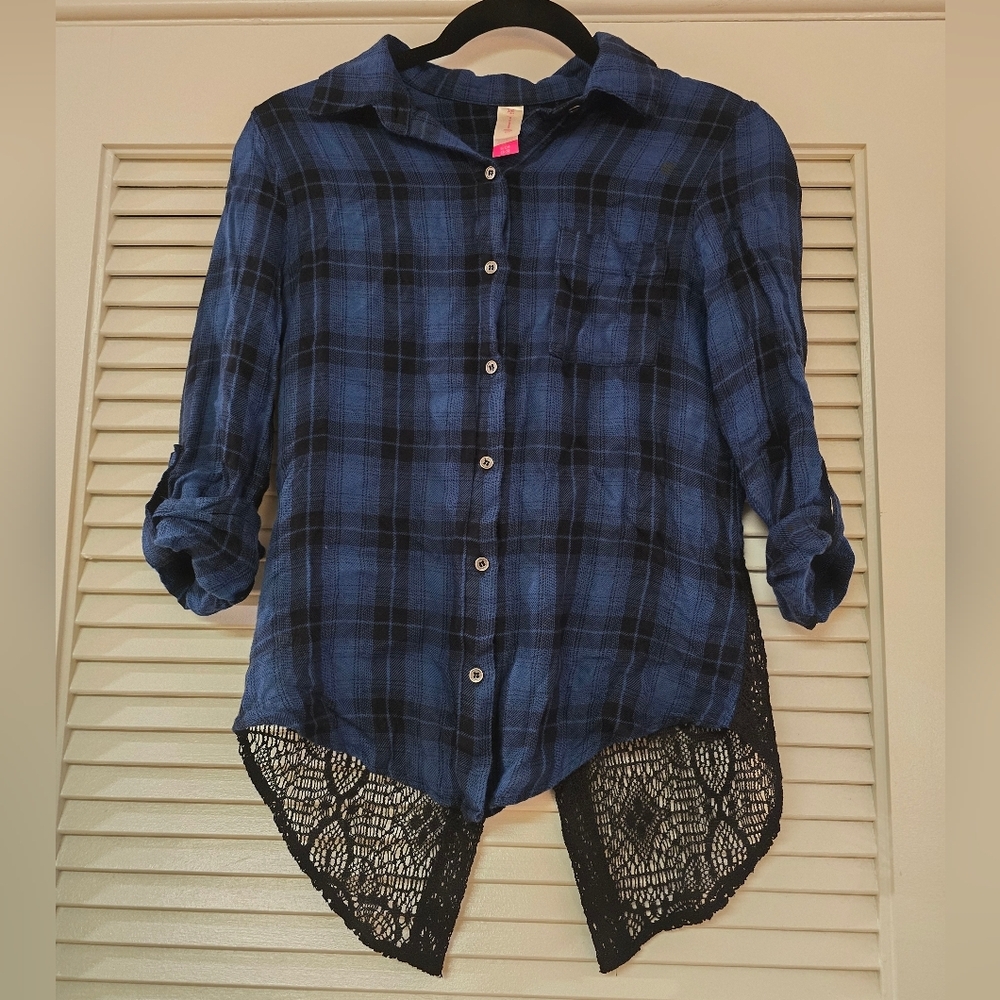 No Boundaries - (Juniors) Blue & Black Plaid Button Shirt With Lace